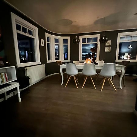 Lovely Penthouse Downtown With 3 Bedrooms Akureyri Exteriör bild