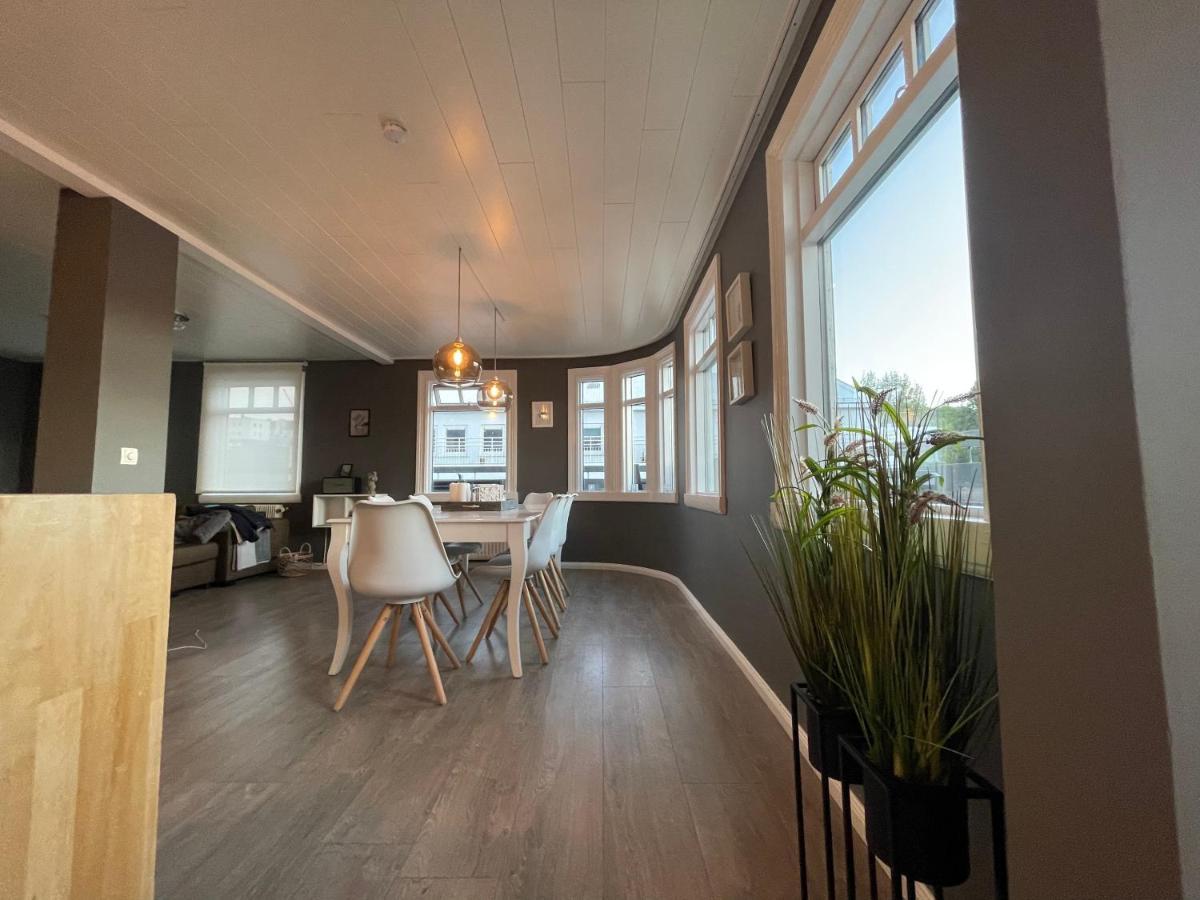 Lovely Penthouse Downtown With 3 Bedrooms Akureyri Exteriör bild